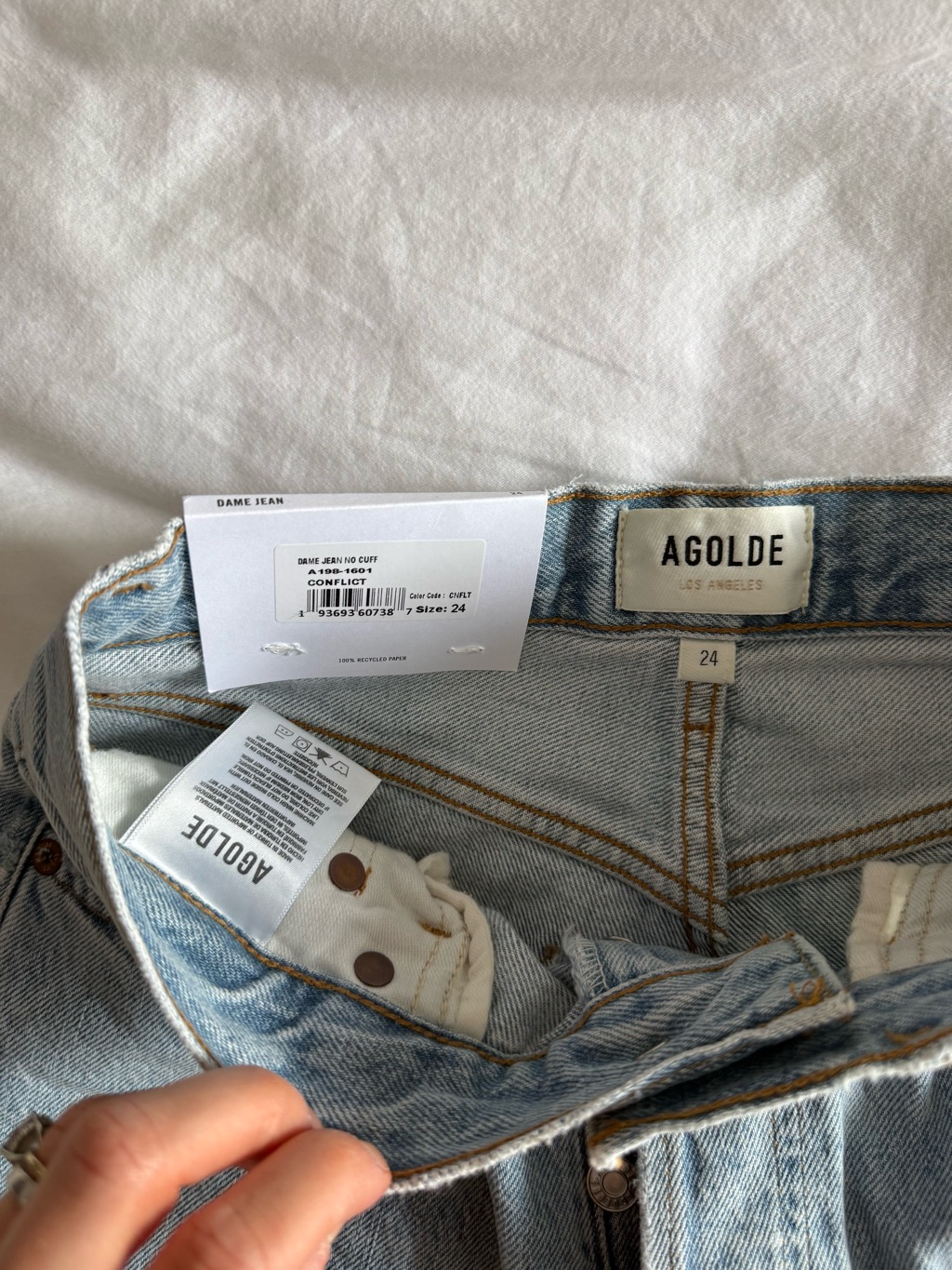 Nwt Agolde Dame High Rise Wide Leg Denim - Conflict, Size 24 — image 6 of 6